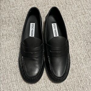 Steve Madden  Black Loafers